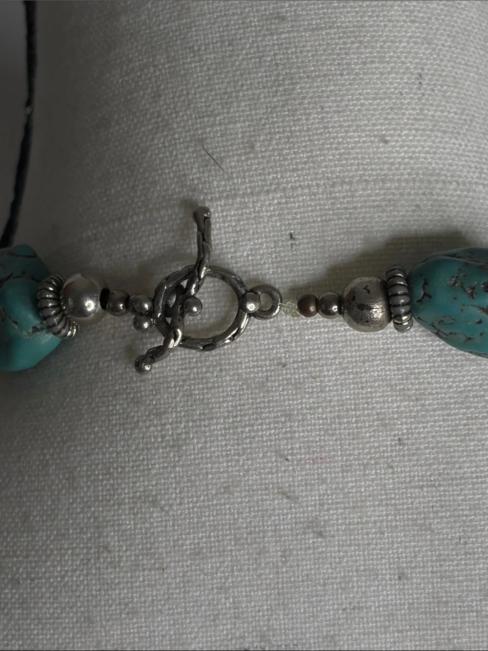 Chunky Turquoise-Style Statement Beaded Necklace 18